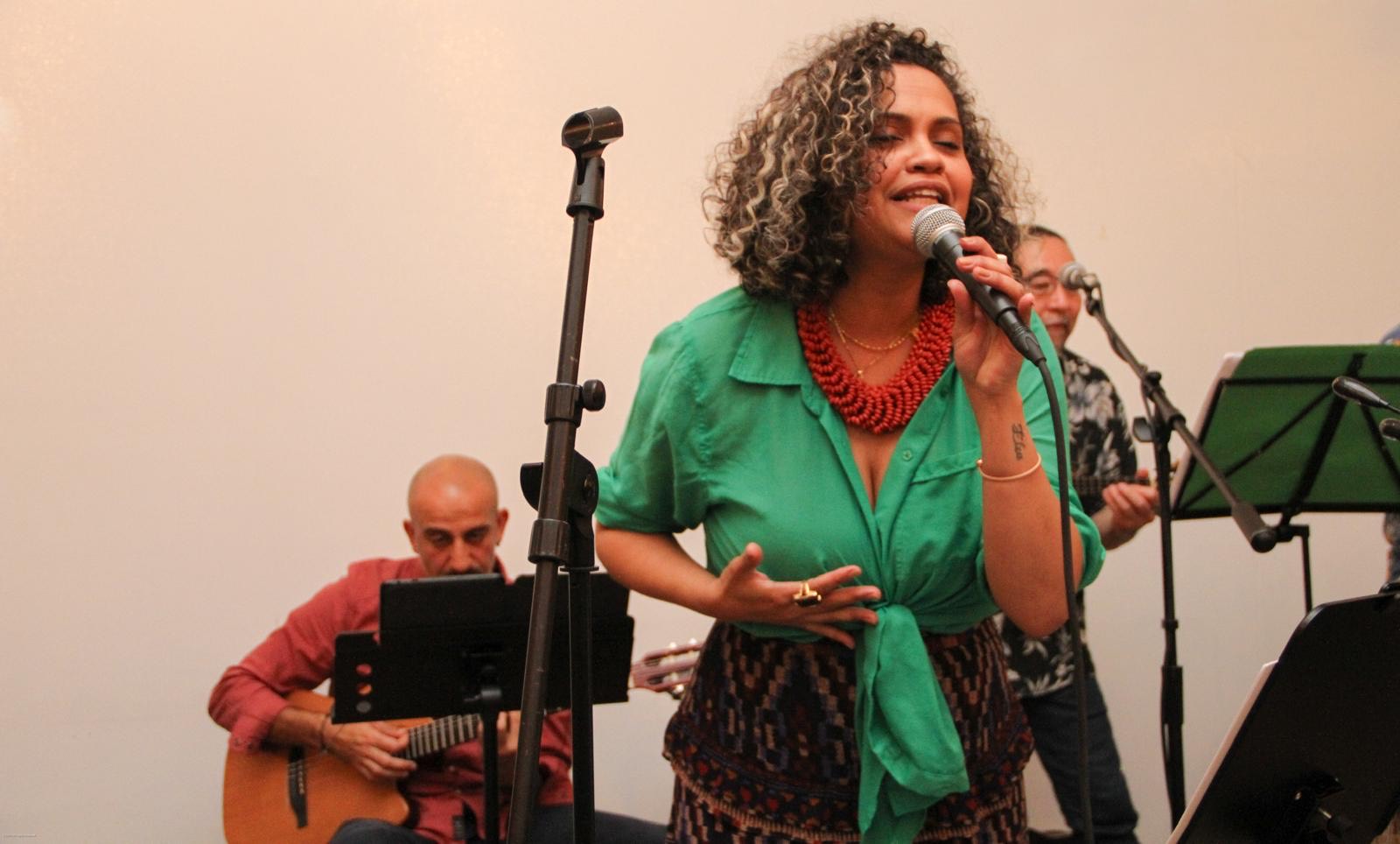 Renata Alves Full Band Show!